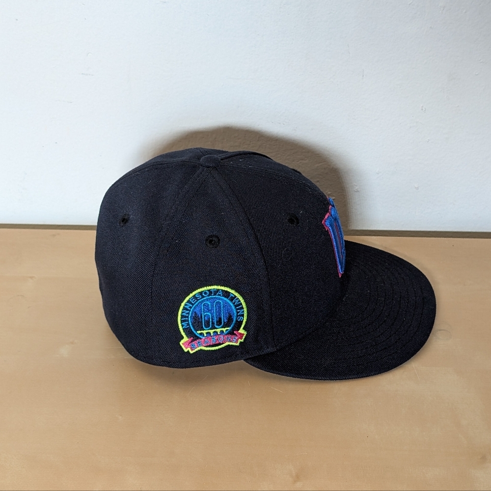Minnesota Twins Cyberpunks 60th Anniversary Cap Hat Club Exclusive 59Fifty 7 3/8 - Picture 2 of 6